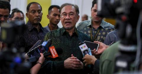 Farmers’ urged gathering not to disrupt Indonesian President’s visit