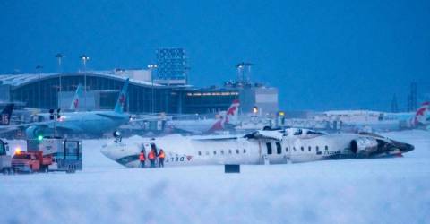 Pilots on Toronto plane were experienced