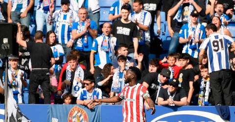 Bilbao v Espanyol match halted early after racist chanting