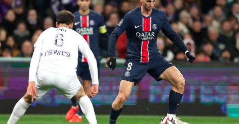 PSG Edges Toulouse, Marseille Thrashes Saint-Etienne