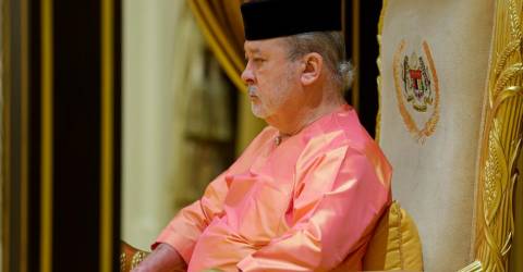 King Departs for Medical Treatment Abroad – Istana Negara