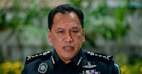 Two policemen arrested over RM300,000 theft investigation