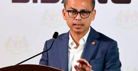 Fahmi Fadzil launches ‘AI in the newsroom’