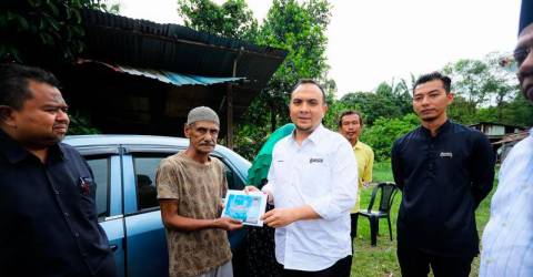 PM comes to the aid of family who loses source of income