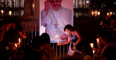 Ailing pope thanks doctors as condition improves