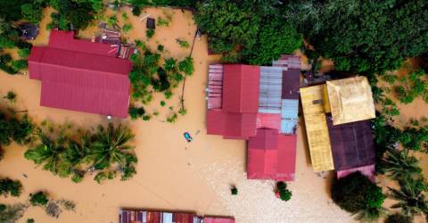 Flood evacuees in Sabah rise to 522, situation improves in Melaka